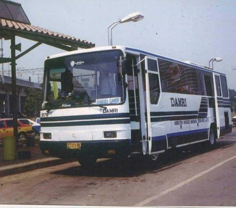 10 Potret Bus Jadul Damri, Desainnya Klasik Banget Tapi Simpan Banyak Kenangan