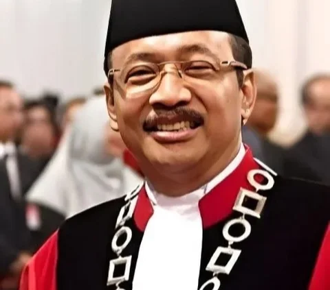 Resmi Gantikan Anwar Usman Jadi Ketua MK, Ini Perjalanan Kehakiman Suhartoyo