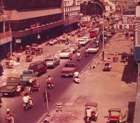 10 Potret Kondisi Jalan Malioboro Yogyakarta Tempo Dulu, Tetap Ikonik dan Masih Asri