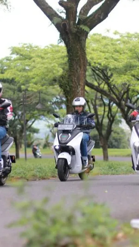 Ini Dia Sepeda Motor Listrik Harga Rp7,9 Juta, Ada Promo Khusus untuk Ojek Online