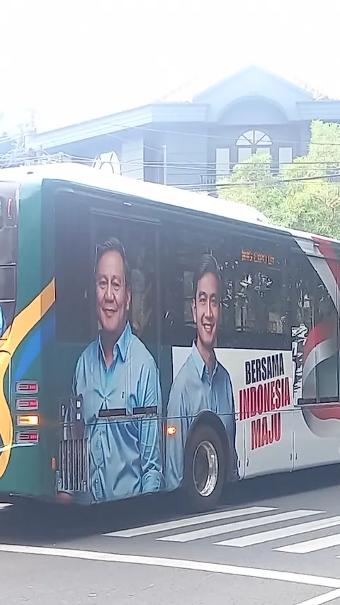 Prabowo-Gibran Berangkat ke KPU Naik Bus Listrik, Ini Alasannya