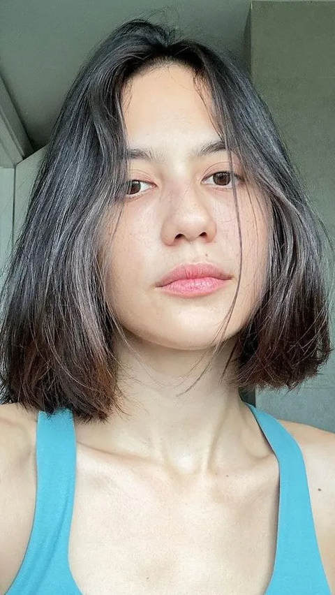 Pesona Seleb dengan Rambut Pendek, Terlihat Fresh dan Awet Muda