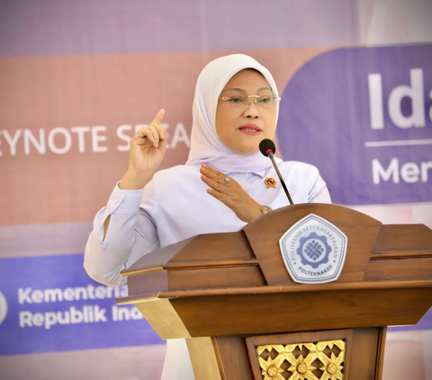 Menaker Ida pun berharap PP Nomor 51 tahun 2023 ini bisa diterima oleh serikat pekerja dan pengusaha. Pihaknya pun akan gencar melakukan sosialisasi kepada Kepala Dinas Ketenagakerjaan di setiap provinsi. 