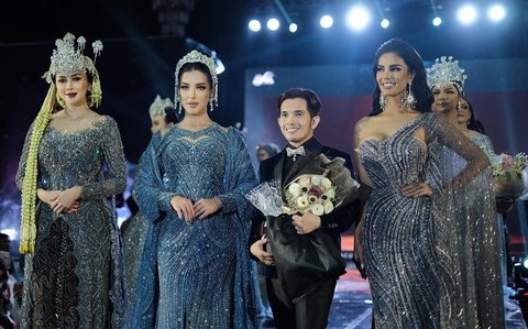 Jadi Model di Acara Lucky Hakim Wedding Gallery Show