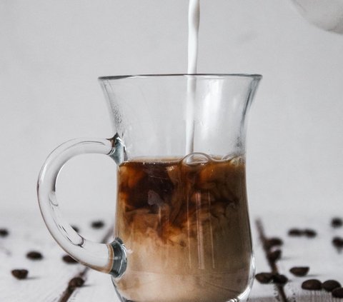 Campuran Kopi dan Susu Ternyata Bisa Level Up Sel Imun