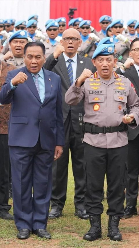 Lagi Bicara Dipotong, Bambang Pacul Akhirnya Keluarkan Surat Kapolri Listyo