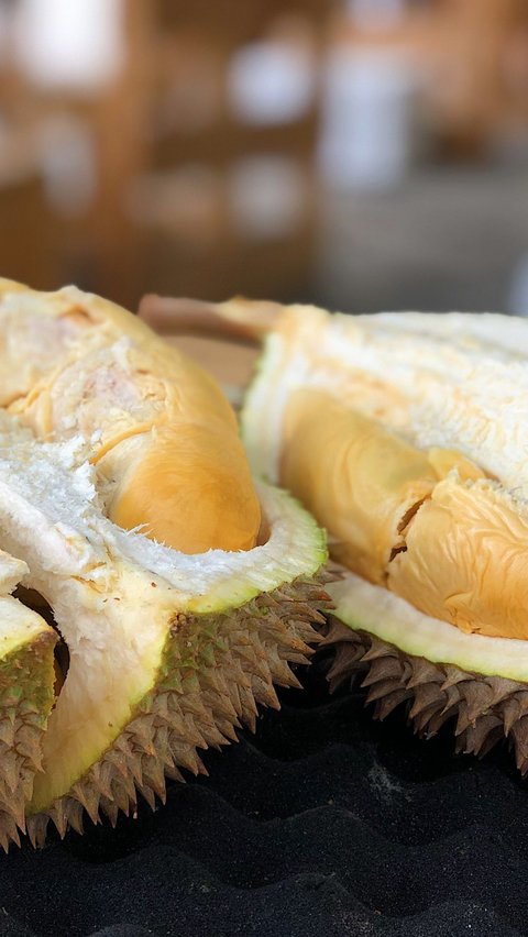 <b>Efek Samping Konsumsi Durian Berlebih, Tingkatkan Kolesterol dan Gula Darah</b>