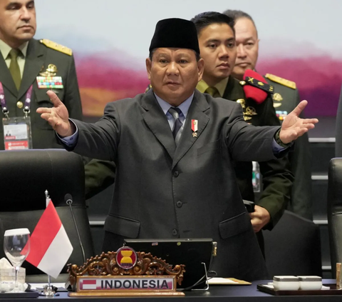 Menteri Pertahanan (Menhan) Prabowo Subianto membuka The 17th ASEAN Defence Minister's Meeting (ADMM) and The 10th ASEAN Defence Minister's Meeting Plus 2023 di Jakarta, Rabu (15/11/2023).