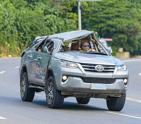 10 Potret Mobil Rusak Parah Tapi Tetap Dipaksa Jalan, Perbaiki di Bengkel Cuma Dianggap Marketing