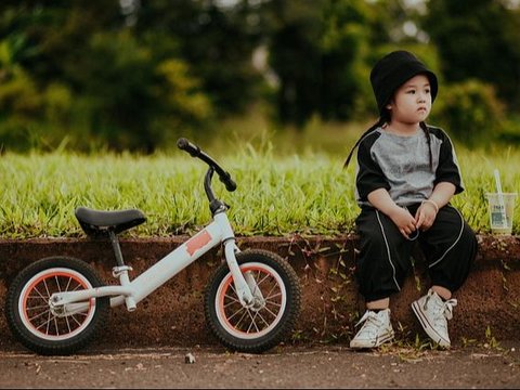 Usia Ideal Belajar Balance Bike