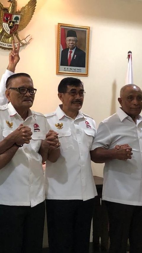 Tegak Lurus pada Luhut, Relawan Bravo 5 Dukung Prabowo-Gibran<br>