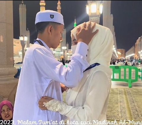 Tanpa Pesta, Pernikah Pasangan ini Sukses Bikin Netizen Iri!