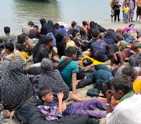 Ratusan Pengungsi Rohingya Kembali Terdampar di Pidie