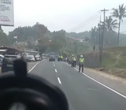 Sopir ini Buktikan Keajaiban Doa saat Berkendara, Lolos dari Tilang Polisi di Jalan