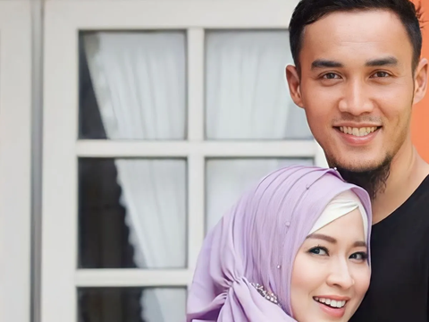 Not Regretting Divorcing Gunawan Dwi Cahyo, Okie Agustina: 'Alhamdulillah Relieved, Ready to be a Widow Again'