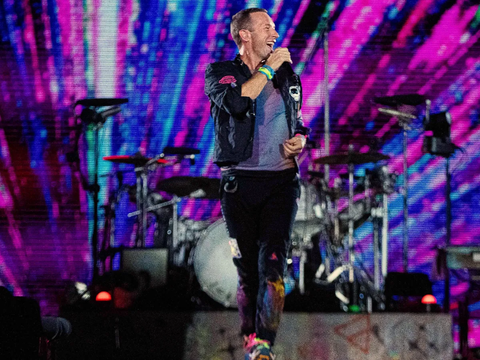 Selain Baca Pantun, Ini Puja-puji dan Kritik Coldplay saat Konser Perdana di Jakarta