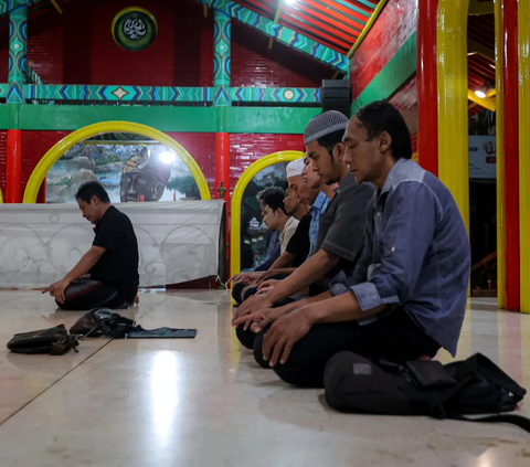 FOTO: Mengunjungi Masjid Cheng Ho Unik Bernuansa Tionghoa di Tengah Perhelatan Piala Dunia U-17 di Surabaya