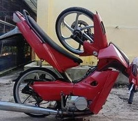 10 Potret Modifikasi Motor Asal-asalan Banget, Sudah Gak Zamannya Tampilan Keren