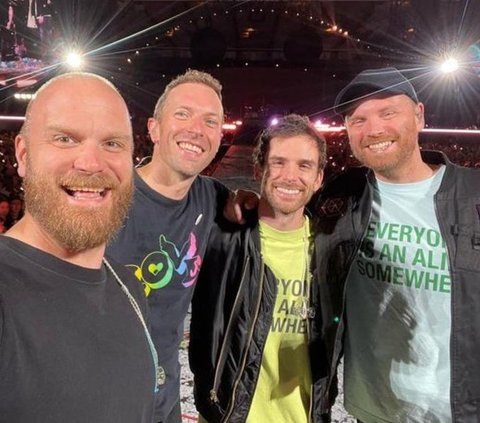 Viral Video Penonton Konser Coldplay 'Bodong', Tanpa Tiket Tanpa Antre Tapi Bisa Masuk Venue: Mengaku Ketipu