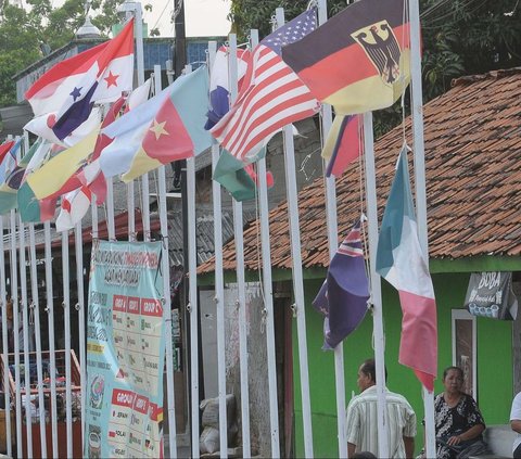 FOTO: Semarak Piala Dunia U-17 di Kampung Asem Bekasi