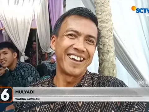 Pengantin Madura Dikalungi Uang saat Menikah, Ternyata Ada Alasannya