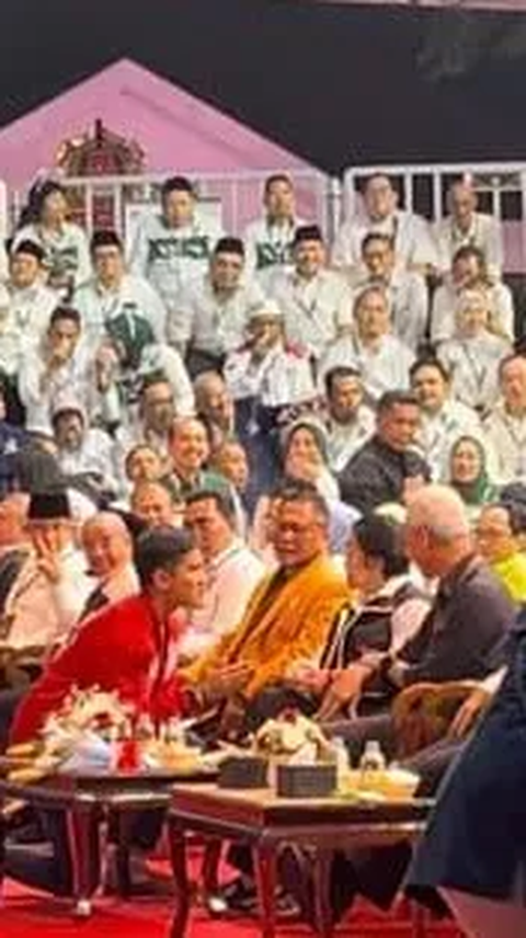 Alasan Kaesang Sungkem ke Megawati: Ingin Jelaskan ke Beliau Kalau Saya Ketum PSI<br>
