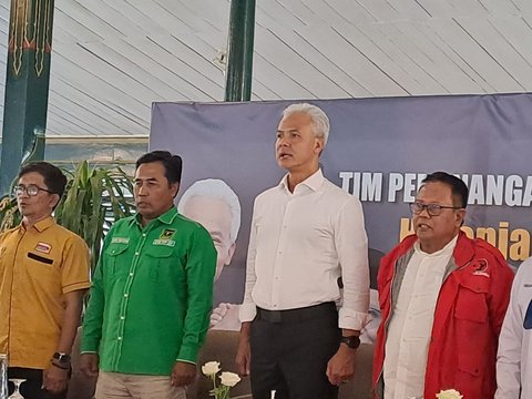 Capres Ganjar Pranowo Singgung KKN dan Masa Jabatan Presiden Dua Periode di Depan Pendukungnya