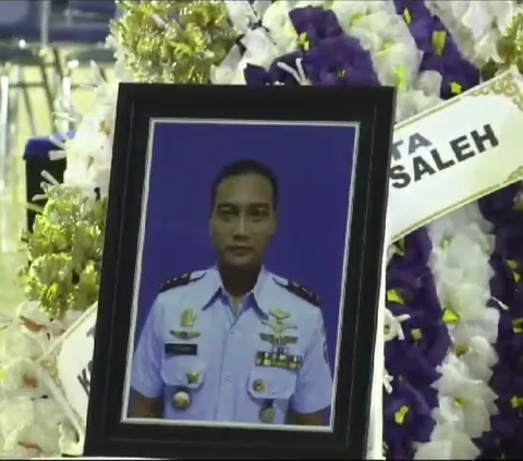 Tiga Perwira TNI AU Korban Super Tucano Jatuh Dimakamkan di TMP Kota Malang