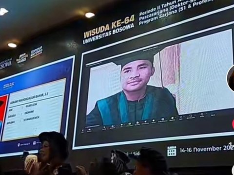 Raih Gelar Sarjana Ekonomi, Ini Momen Asnawi Mangkualam Wisuda lewat Zoom