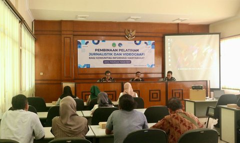 Diskominfotik Kota Pasuruan Gelar Pembinaan Pelatihan Jurnalistik dan Videografi