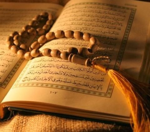 Tak Banyak yang Tahu, Ternyata Begini Salah Satu Cara Memusnahkan Al Quran yang Rusak