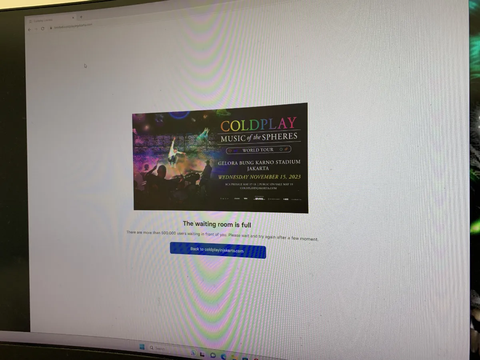 Warga Pamulang Dijemput Polisi karena Penipuan Tiket Konser Coldplay, Korban Dirugikan hingga Rp160 Juta