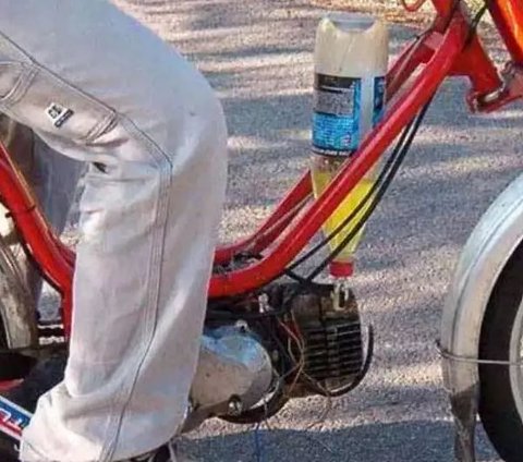 10 Potret Tangki Motor dari Botol Bekas, Modifikasi yang Absurd Banget