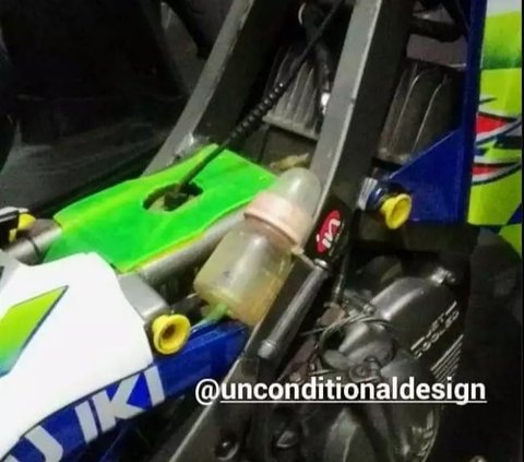 10 Potret Tangki Motor dari Botol Bekas, Modifikasi yang Absurd Banget