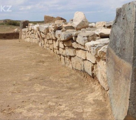 Discovery of Bronze Age Pyramids in Kazakhstan, Ancient Noble Cemetery