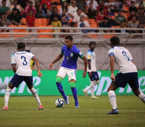 FOTO: Tumbangkan Inggris, Brasil Lolos ke 16 Besar Piala Dunia U-17