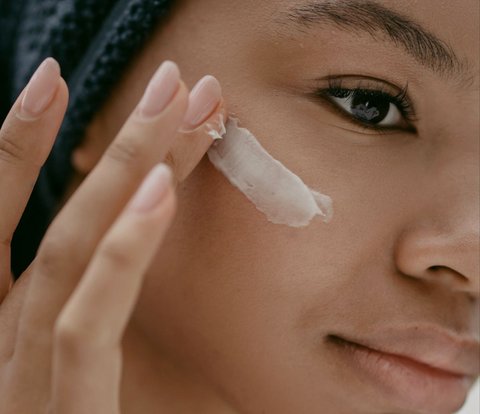Find Serums and Moisturizers with These 3 Vitamins, Make Your Skin Glowing