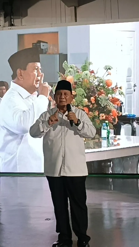 Bertemu Kiai Kampung, Prabowo Curhat Difitnah Tidur Depan Jokowi Saat Rapat Hingga Cekik Wamen<br>