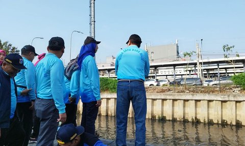 Kerja Bakti Cegah Banjir Jakarta