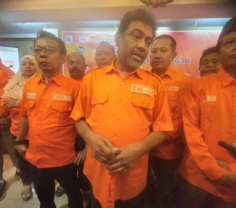 Presiden Konfederasi Serikat Pekerja Indonesia (KSPI), Said Iqbal menyatakan, serikat buruh menolak kenaikan UMP 2024 di seluruh Indonesia, termasuk kenaikan UMP DKI Jakarta 2024. 