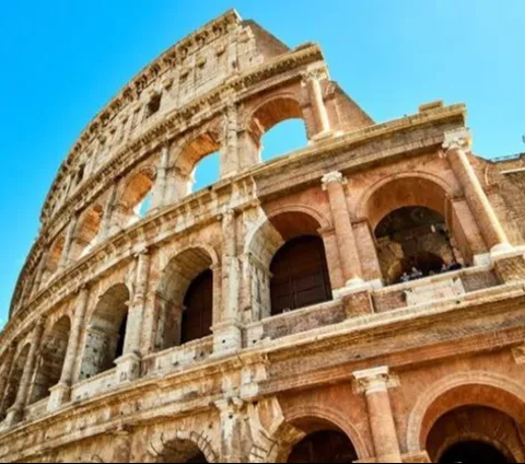 6. Colosseum, Roma, Italia