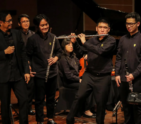 FOTO: Aksi Anak Berkebutuhan Khusus Unjuk Kebolehan di Konser A Night of Light Bersama Addie MS