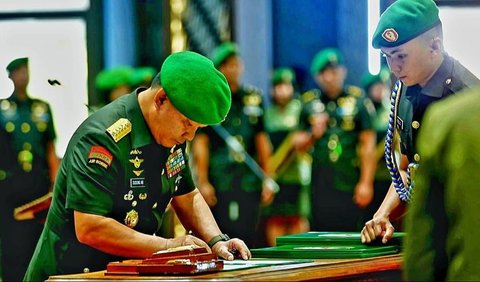 Setia Dampingi sejak Pangkostrad