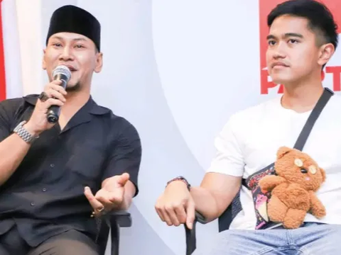 Penampilan Bro Tum Kaesang Disorot Saat Bersama Anak Didik Habib Luthfi, Ada yang Bikin Gemas