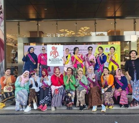 Potret Cantik Kelompok Perempuan di Tangerang Pakai Kebaya untuk Sehari-hari, Ada Misi di Baliknya