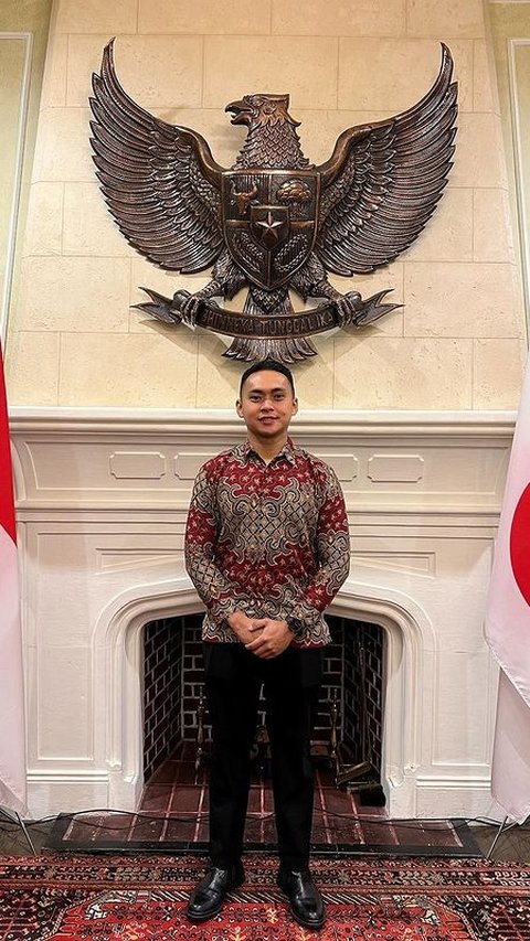 Serda Fadlil sudah menjadi Aide-de-camp atau yang sering disingkat sebagai ADC Jenderal Dudung sejak dirinya memangku jabatan sebagai Pangkostrad. Serda Fadlil terus dipercaya Jenderal Dudung sebagai ADC hingga menduduki jabatan Kasad.