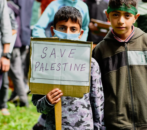 Psychologist's Advice When Children Ask About Palestine and Israel