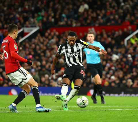 FOTO: Babak Belur Manchester United Kembali Dipermalukan di Old Trafford Usai Dibantai Newcastle 0-3