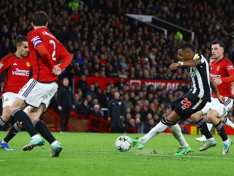 FOTO: Babak Belur Manchester United Kembali Dipermalukan di Old Trafford Usai Dibantai Newcastle 0-3