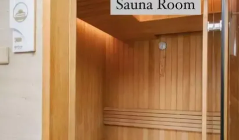 8. Sauna Room